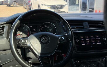 Volkswagen Tiguan II, 2019 год, 1 930 000 рублей, 28 фотография
