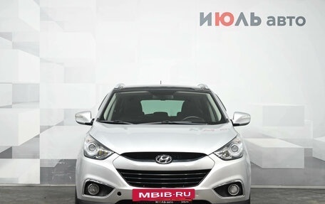 Hyundai ix35 I рестайлинг, 2011 год, 800 000 рублей, 2 фотография