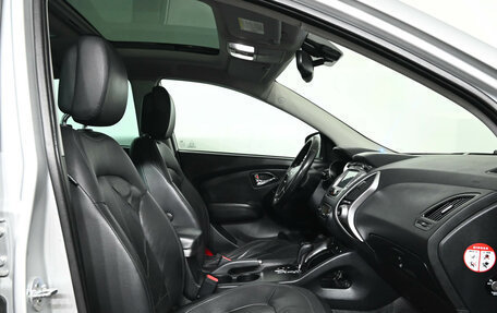Hyundai ix35 I рестайлинг, 2011 год, 800 000 рублей, 10 фотография