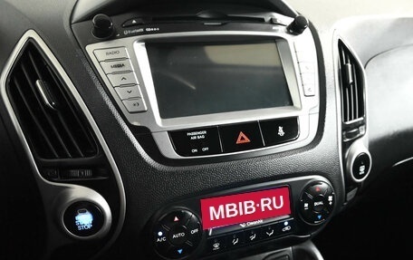 Hyundai ix35 I рестайлинг, 2011 год, 800 000 рублей, 15 фотография