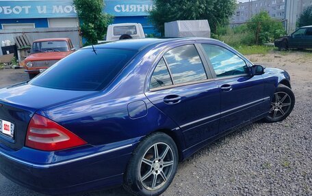 Mercedes-Benz C-Класс, 2003 год, 420 000 рублей, 5 фотография