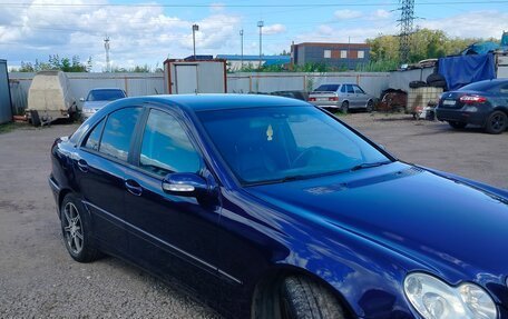 Mercedes-Benz C-Класс, 2003 год, 420 000 рублей, 4 фотография