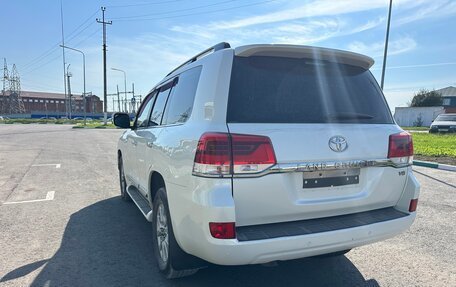 Toyota Land Cruiser 200, 2016 год, 4 000 000 рублей, 6 фотография