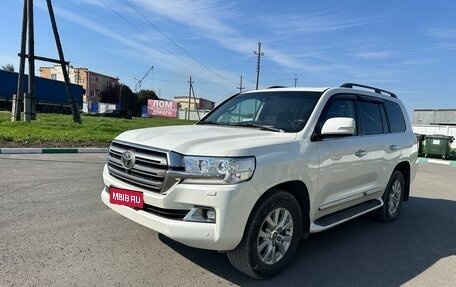 Toyota Land Cruiser 200, 2016 год, 4 000 000 рублей, 9 фотография