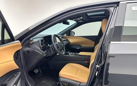 Lexus RX IV рестайлинг, 2025 год, 6 900 000 рублей, 8 фотография