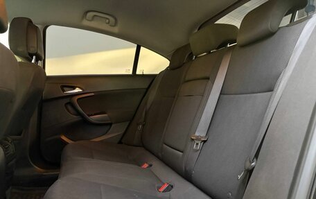 Opel Insignia II рестайлинг, 2010 год, 680 000 рублей, 15 фотография