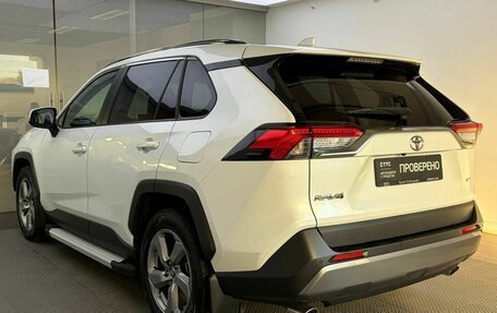 Toyota RAV4, 2019 год, 3 799 000 рублей, 8 фотография