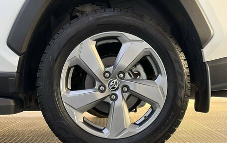 Toyota RAV4, 2019 год, 3 799 000 рублей, 22 фотография