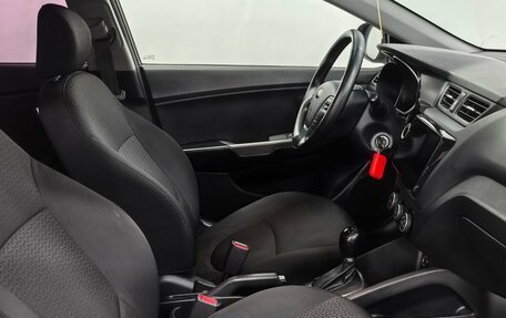 KIA Rio III рестайлинг, 2016 год, 950 000 рублей, 24 фотография