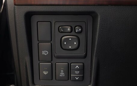 Toyota Land Cruiser Prado 150 рестайлинг 2, 2014 год, 3 149 000 рублей, 18 фотография