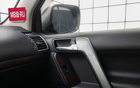 Toyota Land Cruiser Prado 150 рестайлинг 2, 2014 год, 3 149 000 рублей, 22 фотография
