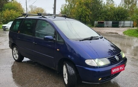 Volkswagen Sharan I рестайлинг, 1999 год, 560 000 рублей, 3 фотография