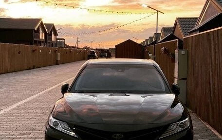 Toyota Camry, 2018 год, 2 550 000 рублей, 1 фотография