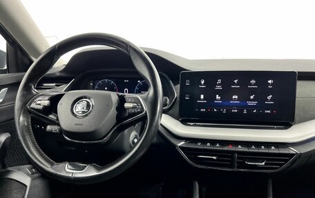 Skoda Octavia IV, 2021 год, 2 300 000 рублей, 15 фотография