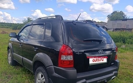 Hyundai Tucson III, 2008 год, 650 000 рублей, 3 фотография