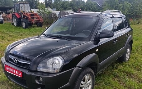 Hyundai Tucson III, 2008 год, 650 000 рублей, 2 фотография