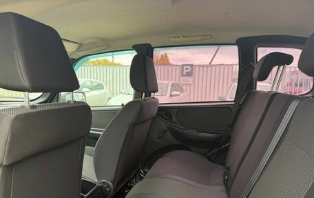 Chevrolet Niva I рестайлинг, 2017 год, 627 000 рублей, 8 фотография