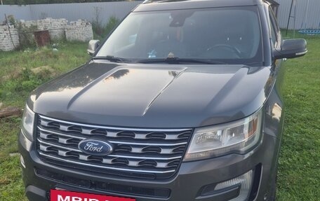 Ford Explorer VI, 2017 год, 2 450 000 рублей, 15 фотография