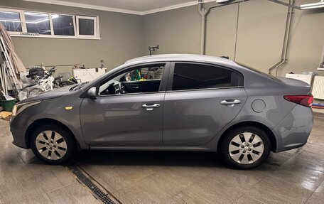 KIA Rio IV, 2019 год, 995 000 рублей, 2 фотография