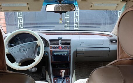 Mercedes-Benz C-Класс, 1996 год, 330 000 рублей, 6 фотография
