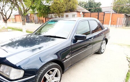 Mercedes-Benz C-Класс, 1996 год, 330 000 рублей, 3 фотография
