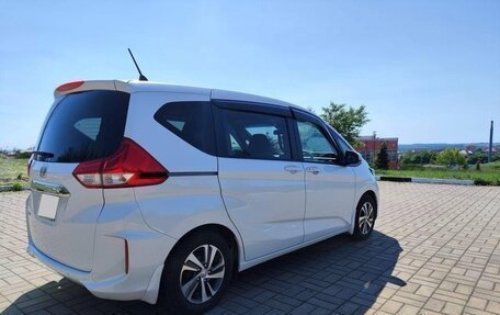 Honda Freed II, 2022 год, 1 590 000 рублей, 4 фотография