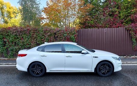 KIA Optima IV, 2017 год, 1 820 000 рублей, 2 фотография