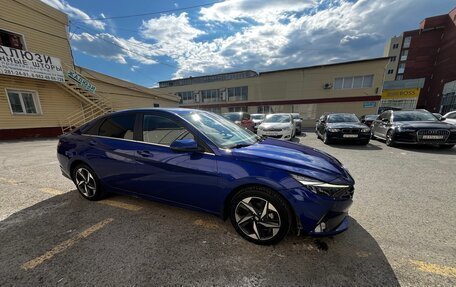 Hyundai Elantra, 2023 год, 2 070 000 рублей, 8 фотография