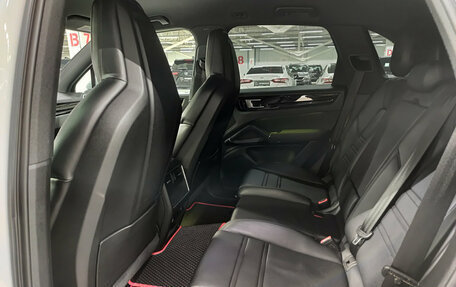 Porsche Cayenne III, 2018 год, 5 850 000 рублей, 15 фотография