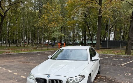 BMW 5 серия, 2013 год, 1 900 000 рублей, 4 фотография