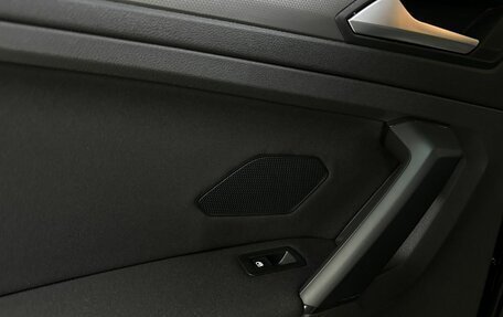 Volkswagen Tiguan II, 2018 год, 2 399 000 рублей, 24 фотография