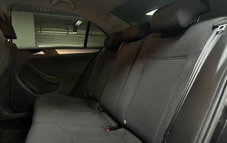 Volkswagen Jetta VI, 2012 год, 959 000 рублей, 12 фотография