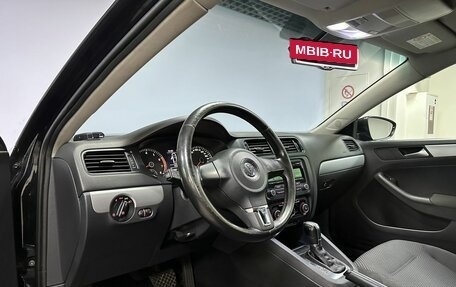 Volkswagen Jetta VI, 2012 год, 959 000 рублей, 15 фотография