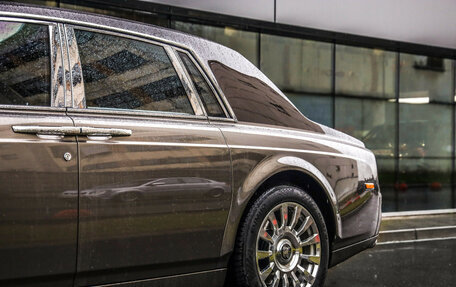 Rolls-Royce Phantom VII рестайлинг, 2008 год, 12 369 000 рублей, 13 фотография
