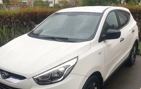 Hyundai ix35 I рестайлинг, 2013 год, 1 300 000 рублей, 2 фотография