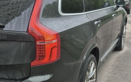 Volvo XC90 II рестайлинг, 2019 год, 3 800 000 рублей, 2 фотография
