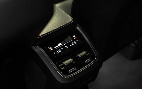 Volvo XC90 II рестайлинг, 2019 год, 3 800 000 рублей, 6 фотография