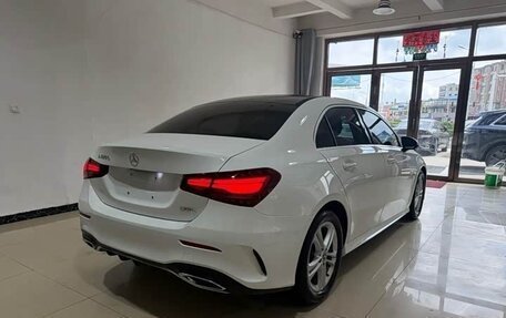 Mercedes-Benz A-Класс, 2023 год, 2 150 000 рублей, 4 фотография