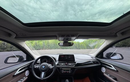 BMW 1 серия, 2022 год, 1 800 000 рублей, 8 фотография