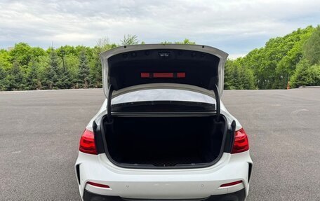BMW 1 серия, 2022 год, 1 800 000 рублей, 19 фотография