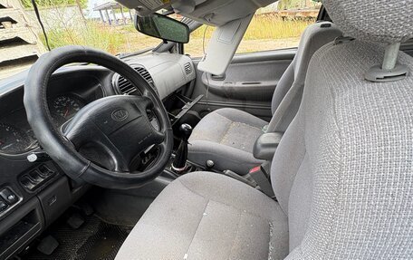 KIA Sportage IV рестайлинг, 2005 год, 250 000 рублей, 9 фотография