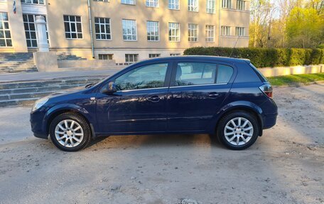 Opel Astra H, 2013 год, 575 000 рублей, 2 фотография
