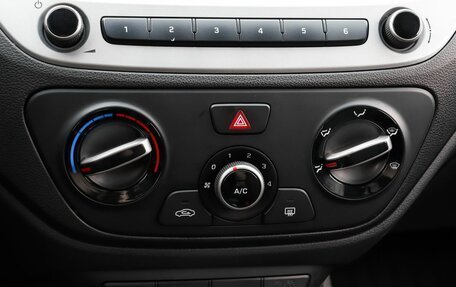 Hyundai Solaris II рестайлинг, 2017 год, 1 290 000 рублей, 16 фотография