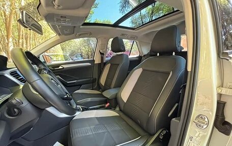 Volkswagen T-Roc I, 2023 год, 1 535 000 рублей, 7 фотография