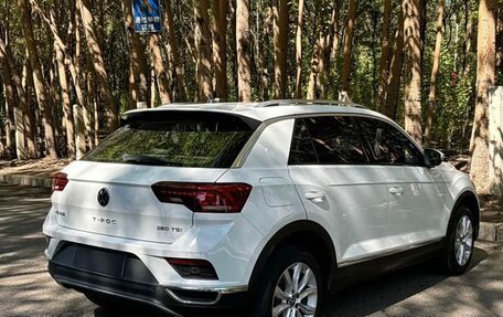 Volkswagen T-Roc I, 2023 год, 1 535 000 рублей, 5 фотография