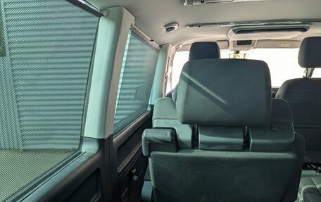 Volkswagen Multivan T6 рестайлинг, 2021 год, 4 700 000 рублей, 23 фотография