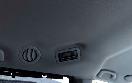 Toyota Sienna III, 2018 год, 3 060 000 рублей, 23 фотография