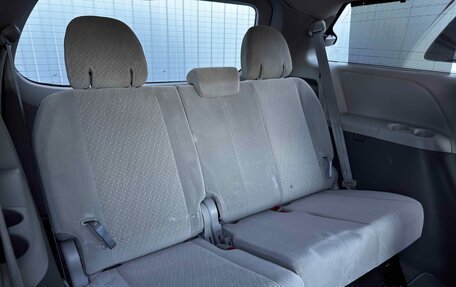 Toyota Sienna III, 2018 год, 3 060 000 рублей, 22 фотография
