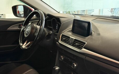 Mazda 3, 2018 год, 1 717 000 рублей, 8 фотография
