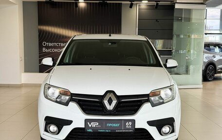 Renault Logan II, 2020 год, 827 000 рублей, 2 фотография